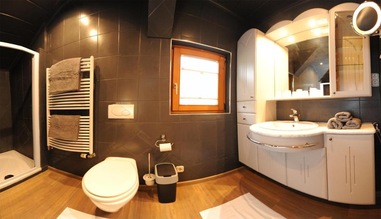 Chalet Gloria - Doppel- Und Mehrbettzimmer フッシュ・アン・デア・グロースグロックナーシュトラーセ エクステリア 写真