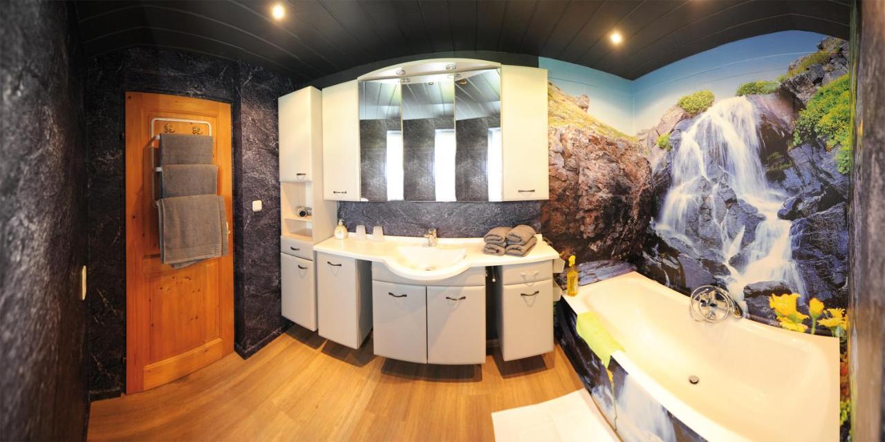 Chalet Gloria - Doppel- Und Mehrbettzimmer フッシュ・アン・デア・グロースグロックナーシュトラーセ エクステリア 写真