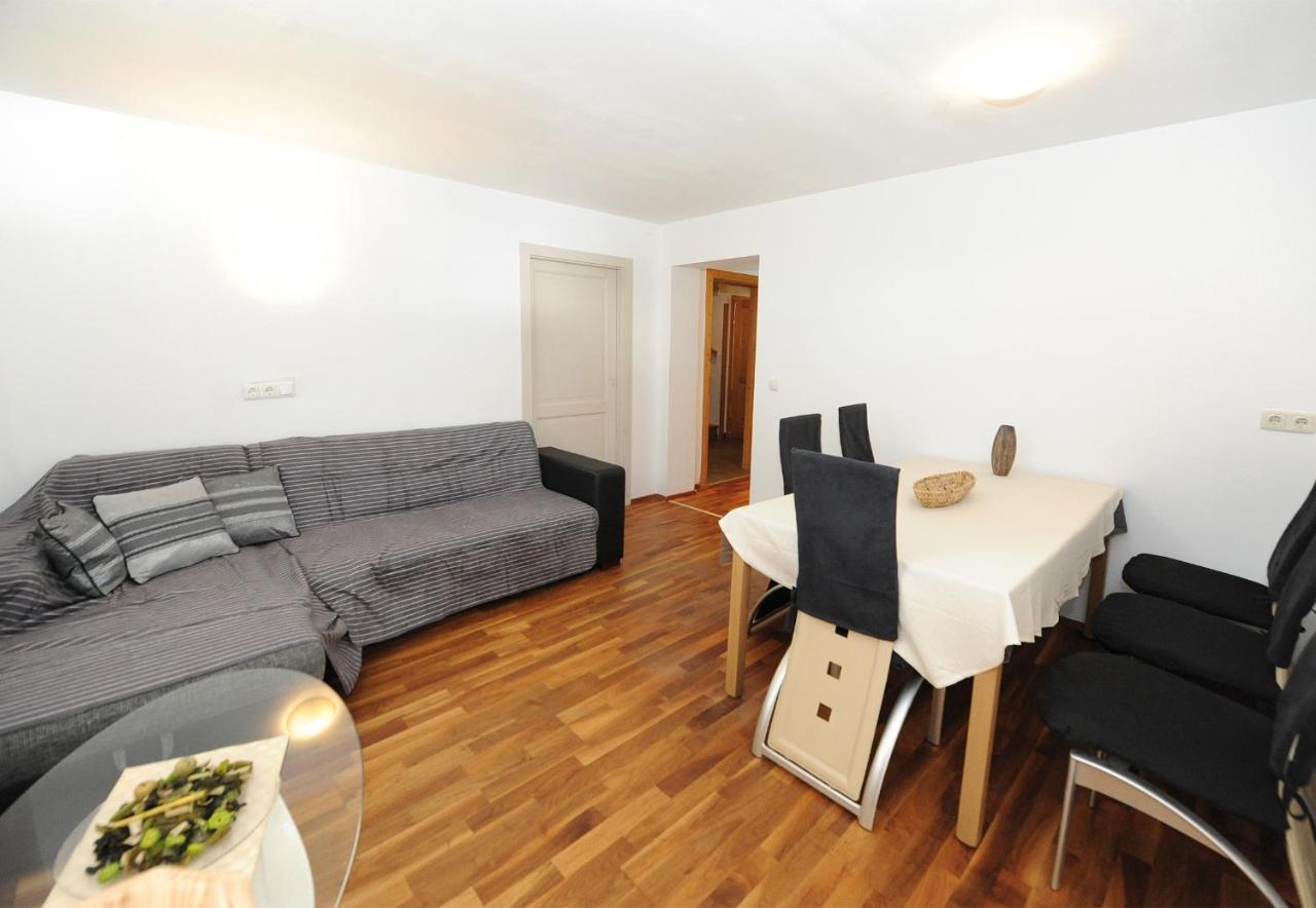 Chalet Gloria - Doppel- Und Mehrbettzimmer フッシュ・アン・デア・グロースグロックナーシュトラーセ エクステリア 写真
